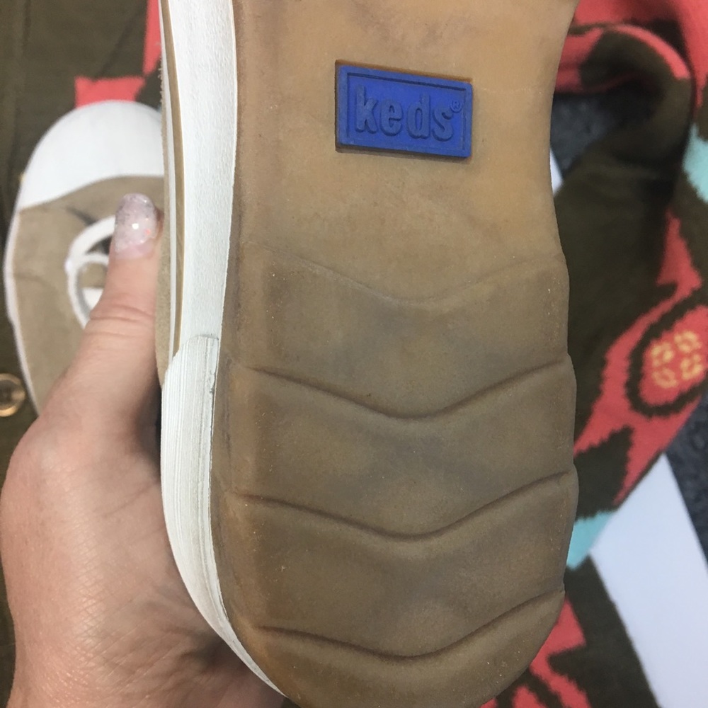 Keds- Tan Suede- Sz 8 - Picture 5 of 5